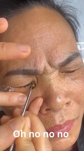 My favorite watch 🤤 - - 📖 13 Reasons Why Reading Books is Essential Reading books is more than just a hobby — it’s a gateway to knowledge, self-improvement, and emotional well-being. Here’s why picking up a book can be one of the most rewarding habits you can develop: 1.Expands Knowledge: Every book is a window into new worlds, ideas, and perspectives. Whether it’s fiction, non-fiction, or self-help, reading enriches your mind and broadens your understanding of the world. 2.Improves Focus & Co