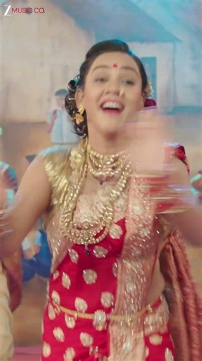 #EnglishShikvunSoda #Ghuma #VaishaliJadhav #PriyankaBarve #MarathiSong #Shorts