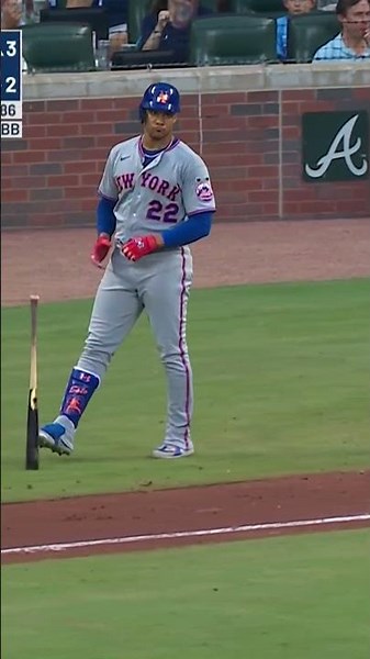 Juan Soto wins the full count ABS challenge 👏 #mlb #baseball #mets #sports #highlights #braves #walk
