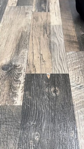 How to repair sheet vinyl flooring #construction #lvp #laminate #hardwood #flooring #diy #remodel #work #lvt #vinylflooring #homeimprovement | Lucy Craves