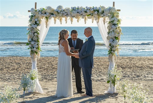 Places to renew wedding vows beach | Beachweddingtips.com