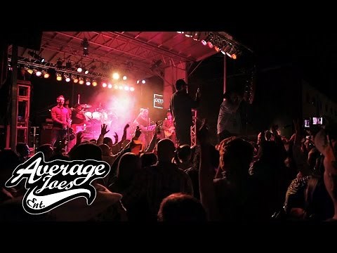 Colt Ford Live at Buds N' Suds in Nashville!