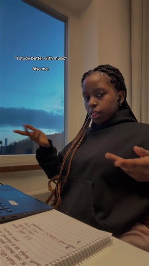 Itzy's Catchy Beats: Music That Boosts Your Study Session