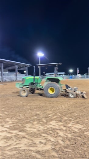Arena looking 👌 and ground getting dialed in for Swamp Cabbage 🌴🔥 See y’all tomorrow — it’s gonna be a good one! 🐎💨 #swampcabbage2026