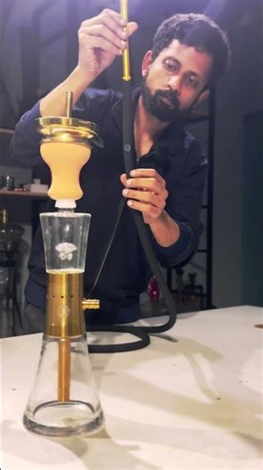 MS Glass Hookah Pipe Design : Silicone Hose with Metal Handle, Airflow Performance, Durability