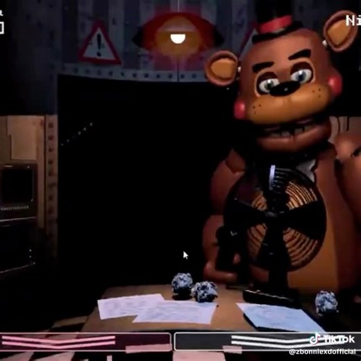 Classic Toy Animatronics in FNaF 2 (FNaF 1 x FNaF 2 Fusion) (Credit: ZBonnieXD) | Five Nights At Freddy's Entertainment
