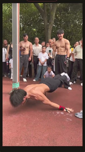 Insane Hand-Only Push-Ups! Strength Beyond Limits 💪🔥 #balancefitness