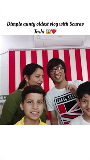 dimple aunty making pizza for Sourav 😱❤️‪@triggeredinsaan‬ #liveinsaan #shorts