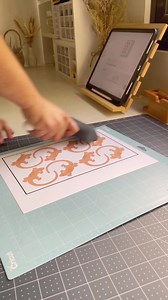 18 reactions | "My cats go crazy everytime they see a lizard on the wall. Since it’s April 1st, I decided to prank them with lizards using my Cricut Maker. I swear I always fool them with a simple lizard drawing but guess who’s the fool now?! Prank failed! " -@vinceartstudio HAPPY APRIL FOOLS! Vince’s cats aren't fools tho. 藍 #aprilfools #cricutph #prankfail #cricutcrafts #cricutphilippines | Cricut Philippines | Facebook