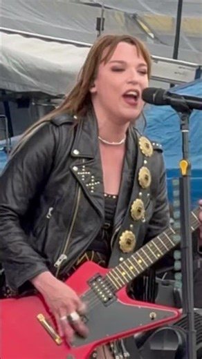 Halestorm - Love Bites (So Do I) @ Sonic Temple (May 15, 2026)