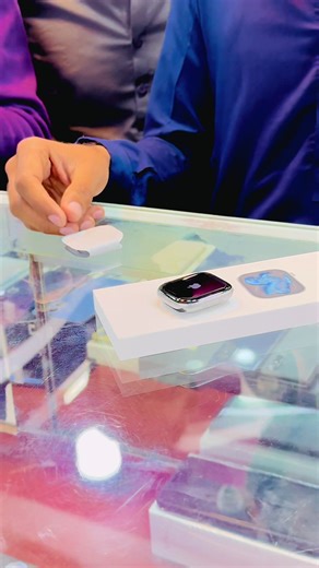 iPhone Series 11 Watch 46mm Review and Features