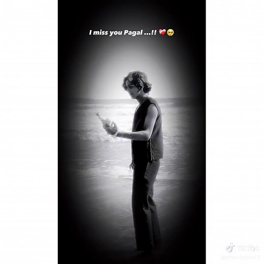 Romantic Aesthetic Status for Missing You | Couple Goals Kiss Video