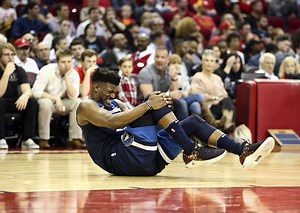 Wolves: Butler has successful meniscus surgery