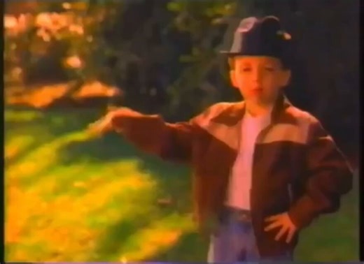 Who remembers our Pizza Hut commercial from 1990? 🍕We did just one take and that was a wrap!