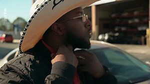 “History doesn’t tell you that one third of the population of the Old West was black” Meet the Black cowboys, who inspired the Lone Ranger, and were whitewashed out of history. Full report: ⬇️ ps://www.arte.tv/en/videos/092779-000-A/usa-black-cowboys-matter/ | Arte