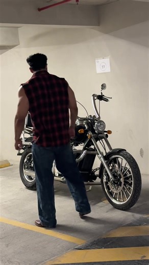 #bodybuilding #gym #Fitness #motorcycle @Regal Raptor Peru