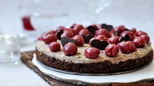 Gesztenyés-meggyes last minute torta