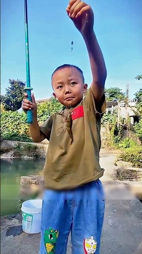 Robin Caught So Many Fish with Just One Rod Today! 🎣 😲🔥 #shorts