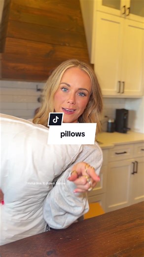 Those reviews speak for themselves honestly 😱😱😱 they say they’re the perfect Airbnb pillows