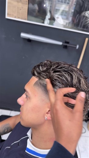#robra_cutz #taperfade #haircut #zürich | richard rios haircut