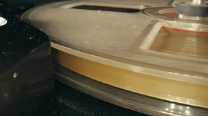 磁带音频音乐播放器、录音室磁带、复古卷轴到卷轴播放器和录音机、磁带数据存储特写、音乐录音室。 库存影片视频（100% 免版税）3605996433 | Shutterstock