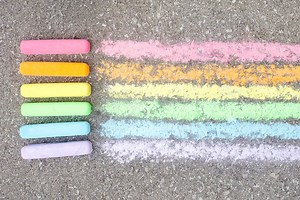 How to Make Sidewalk Chalk | Easy DIY Sidewalk Chalk Recipe