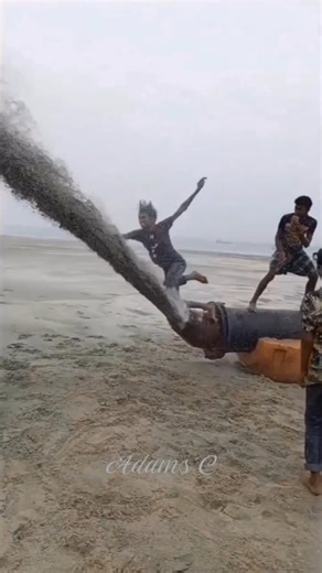 🤣 Intentó impresionar… pero terminó protagonizando la caída del año 😂💥 #funny #fails #viral #humor