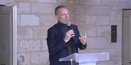 Les 4 raisons de « réinventer le code source de l'économie mondiale » selon Emmanuel Faber