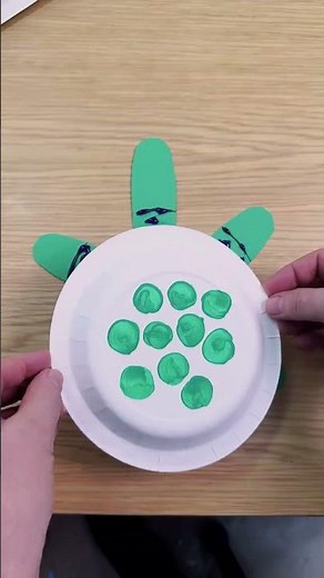 Easy paper turtles to make with kids