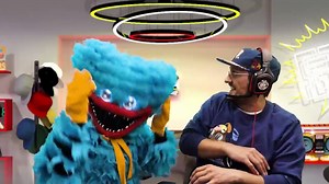 Mommy Long Legs replaces Huggy Wuggy, Makes Him Sad! (FGTeeV Poppy Playtime Chapter 2 Mod)