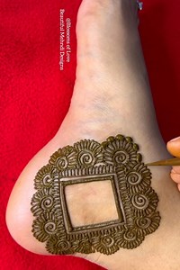 232K views · 4.2K reactions | Best mehndi design for leg #legmehndi #feetmehndi #mehndidesigns #simplemehndidesign #footmehndi #henna #hennadesigns #hennaart #mehndi | Blossoms of Love/Beautiful Mehndi Designs | Facebook