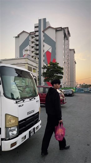 Confident Strutting Tips for Impactful Walks