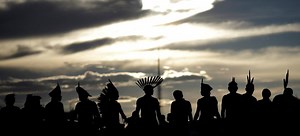 Protestan indígenas en Brasil para reclamar sus derechos (Fotos)