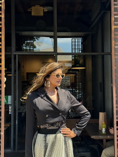 Walking around Larchmont village #Losangeles | Pooja Batra