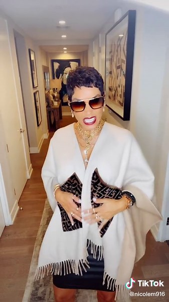 #fashion #style #classy #music #nicolemurphy #yfoy #everydayconfidence