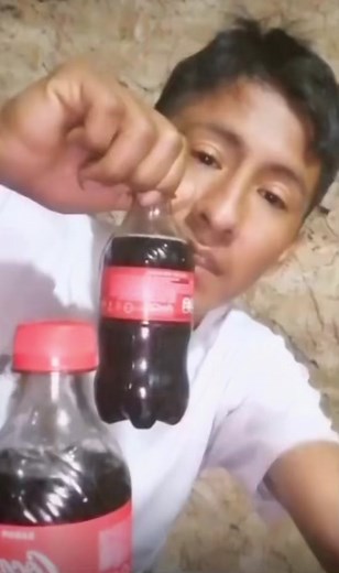 ¡Qué Rica Cola! Comedia y Memes sobre Coca-Cola