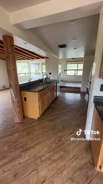 Stunning Fixer Upper with Superstition Mountain Views