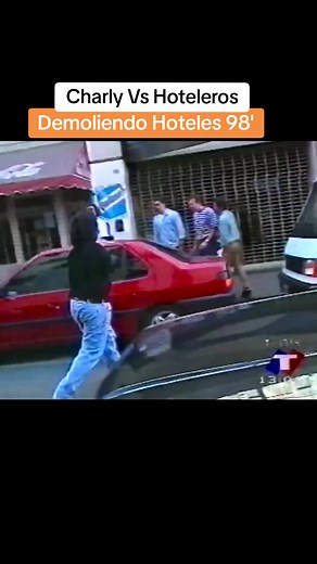 Demoliendo Hoteles: La Leyenda de Charly García