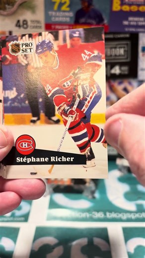 Bruins Trio in 1991-92 Pro Set French hockey card pack opening. #waxpack #hockeycards #rippingpack