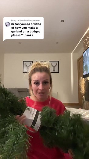 Replying to @Shaz Lewis how to make a garland on a budget! 🎄🤶🎅🏻 #fyp #foryoupage #xmasgarlandgirl #xmasgarland #smallbusiness #christmas #christmas2022