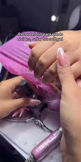 Las selló con el primer de máster nails #tutorial #buildergel #contenido #builder #tutorial