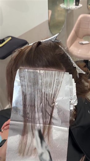 How to Go from Dark to Blonde: Hair Transformation Tutorial