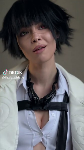 Lady DMC Cosplay Showcase