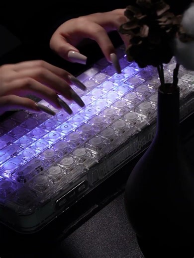 A new keycap set shaped by your feedback #coolkiller #keyboard #keycaps #techno #comingsoon