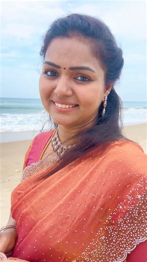 141K views · 4.9K reactions | ஒரு ஜீவன்❤️ #trendingreels #beach #songs #instagood #viralreels #instagramreels #reelstrending #songlyrics #viral #goals #youarebeautiful #yourself #actingchallenge #actingskills #kollywood #vibes #facebook | Hemalatha S Hemalathasaravana | Facebook