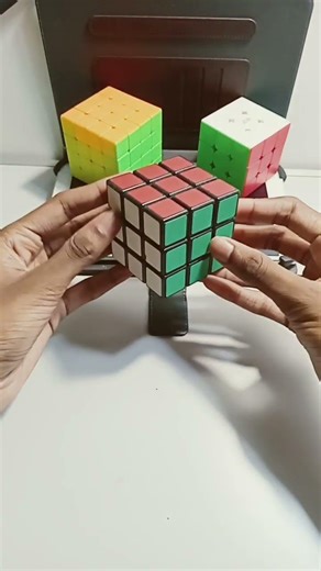 I think I break the loop trend 🙃#shorts #cubing #loop #viralshort #tutorial #rubik #rubikscube