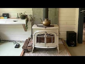 Starting a fire in the Vermont Casting Encore woodstove