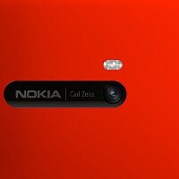 Nokia "floating lens" technology is behind the Lumia 920 PureView camera magic