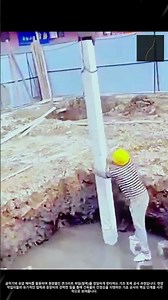 굴착기로 콘크리트 파일 항타 작업하기 #worker #process #excavator #pile #foundation