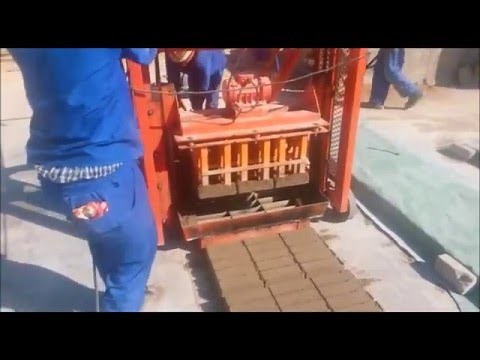 Robust EL Deluxe Brick & Block Making Machine | Egg Layer • 10,000+ Bricks/Day Demo